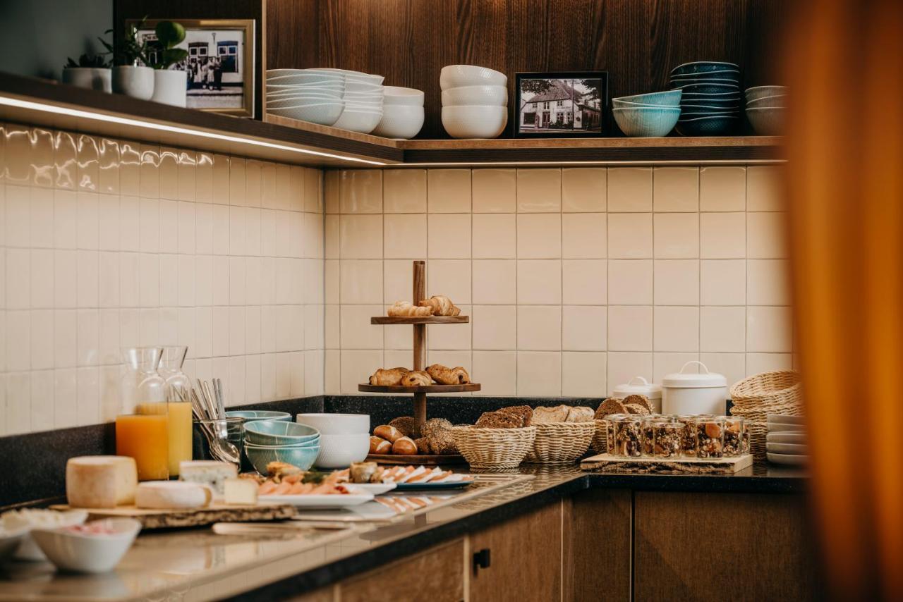 Boutique-Hotel Zur Alten Post Busum Bagian luar foto