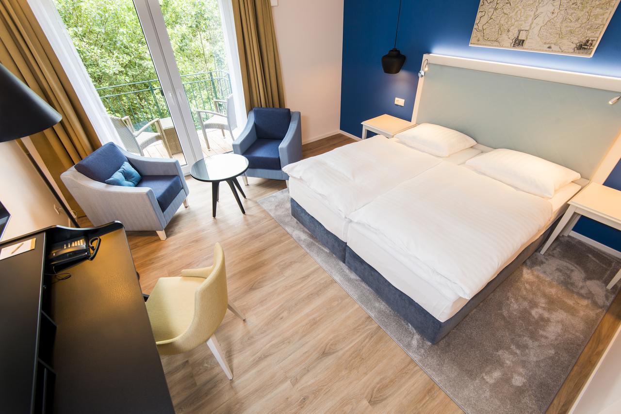Boutique-Hotel Zur Alten Post Busum Bagian luar foto